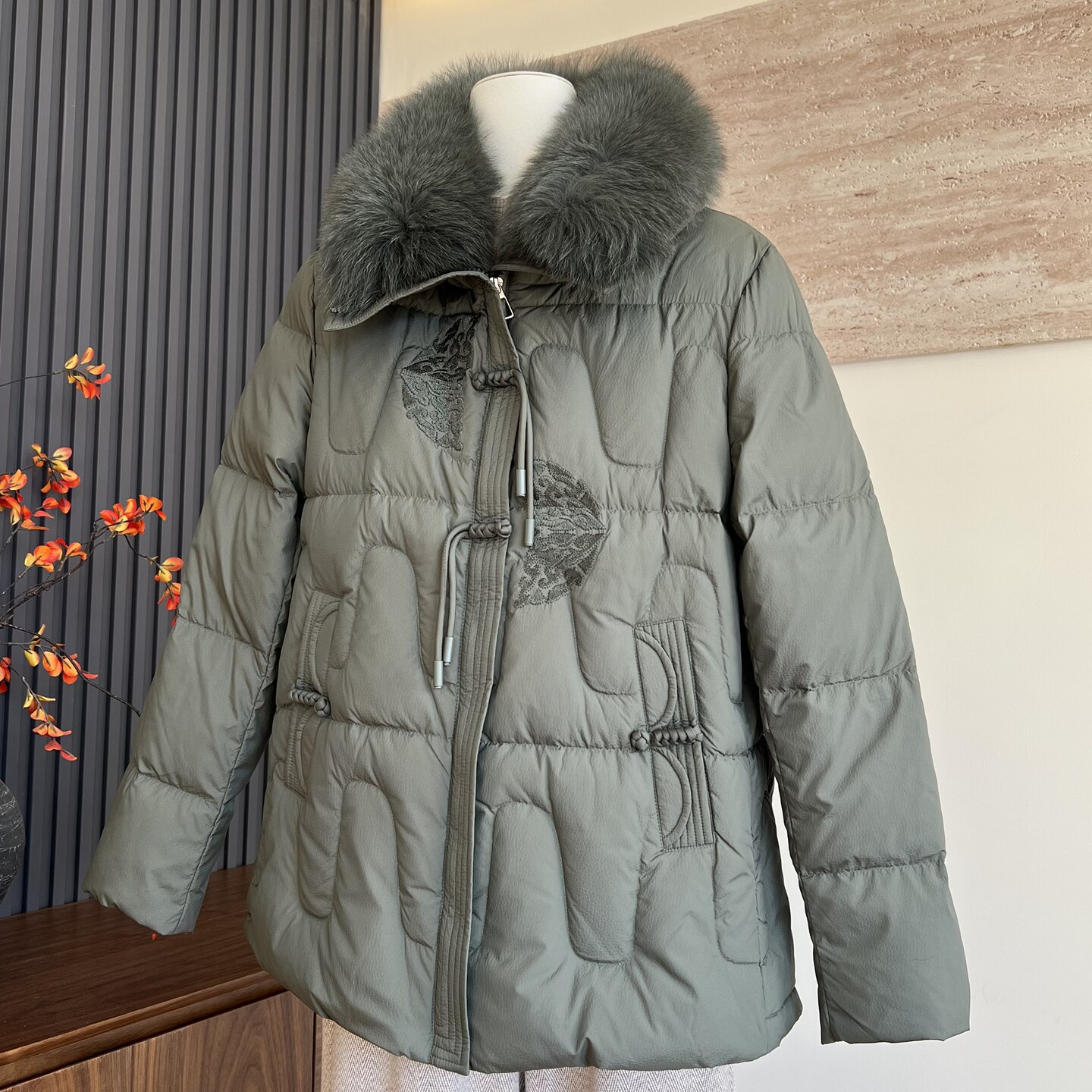 妈妈装冬季毛领羽绒服拉链开衫