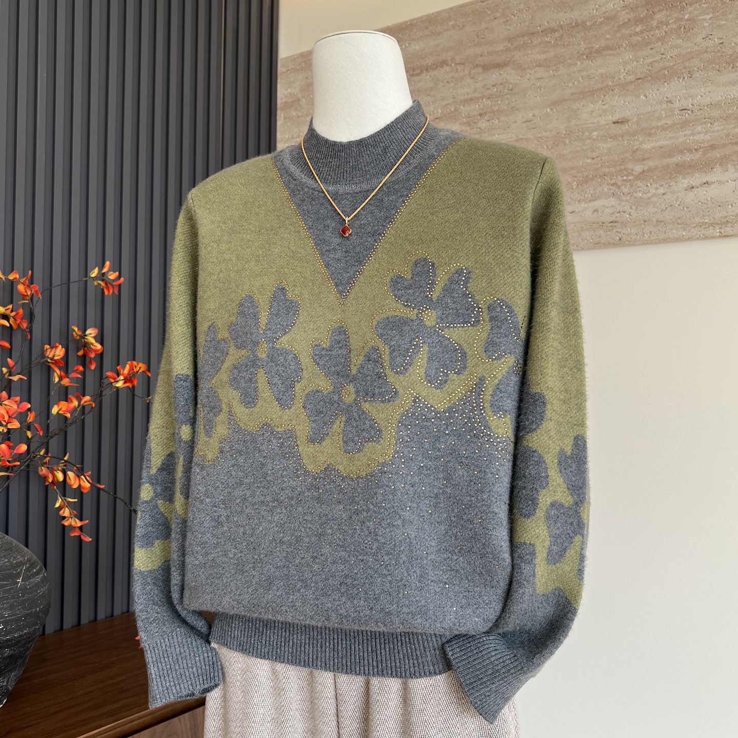 洋气妈妈装冬季针织中领内搭上衣