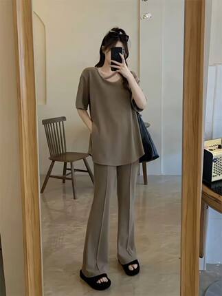 休闲套装女春夏大码胖mm宽松慵懒风短袖T恤高腰显瘦喇叭裤两件套