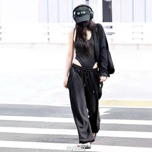 韩国小众 金智妮平井桃同款 休闲宽松口袋字母刺绣直筒裤