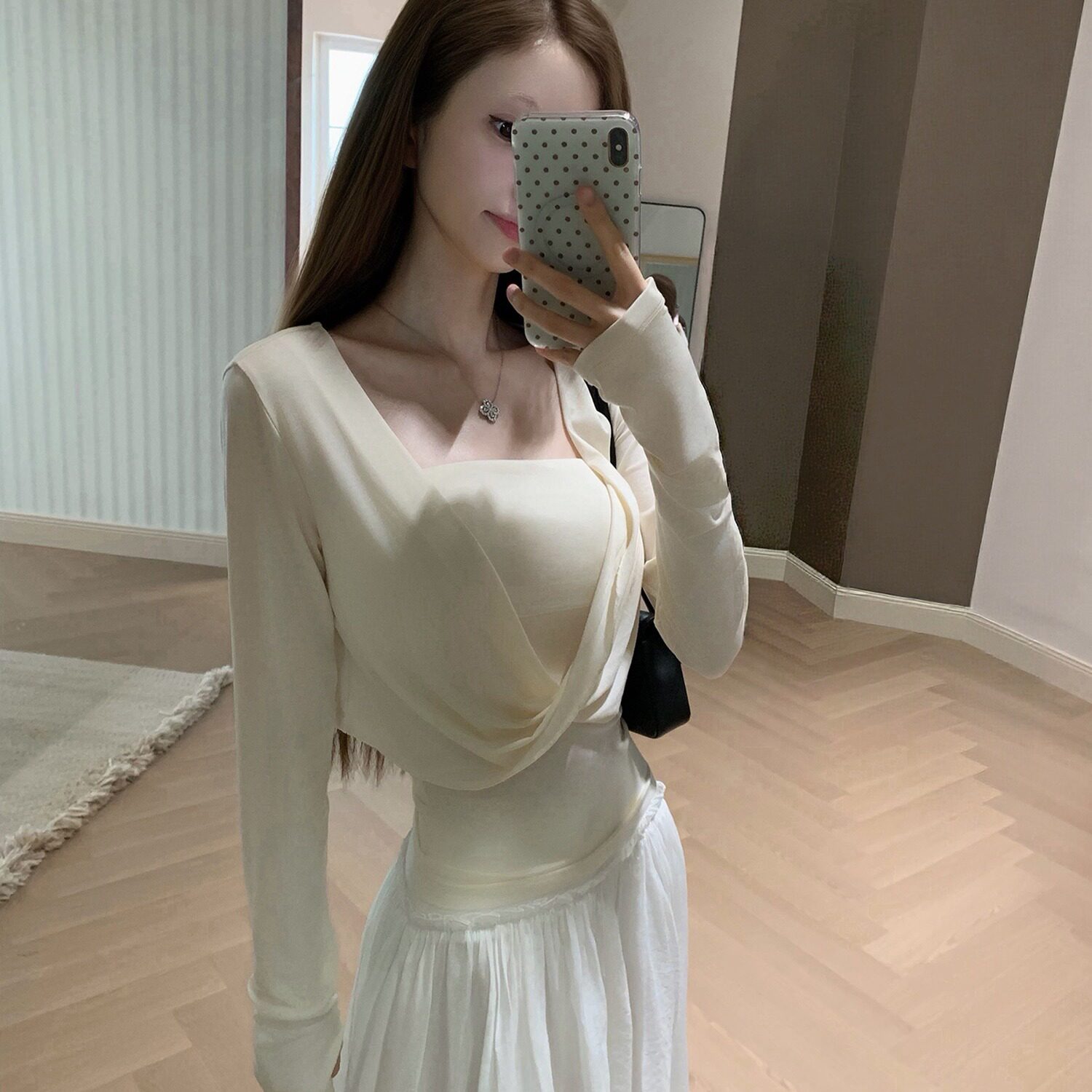 甜美温柔风修身抹胸杏色抹胸收腰长袖外套女秋季穿搭半身裙三件套