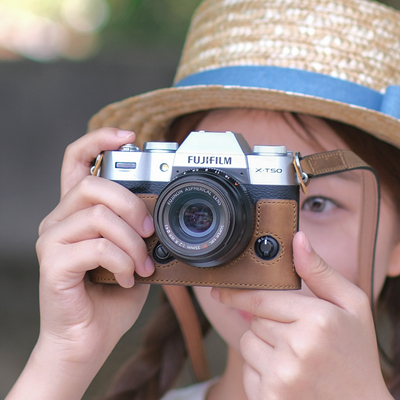 富士XT50保护套XS20XT30二代X100Vi相机包底座配件真皮壳xm5xe5