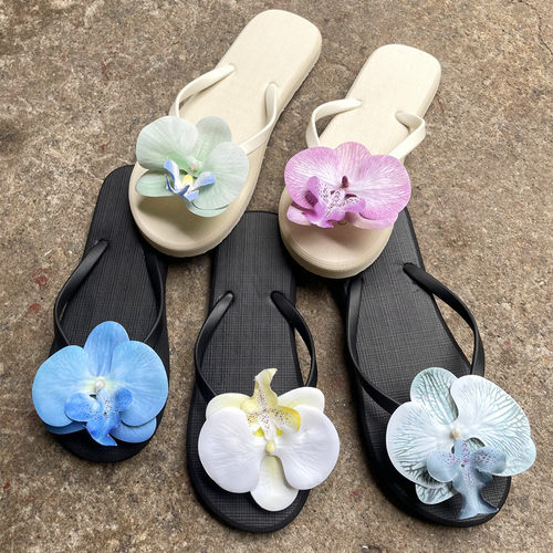 创意2026新款泰国花朵人字拖糖果色沙滩度假风平底小众蝴蝶兰拖鞋