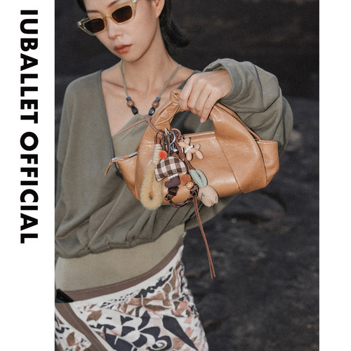 IUBALLET 柔软供应 小众设计羊皮保龄球包迷你饺子包斜挎手提包