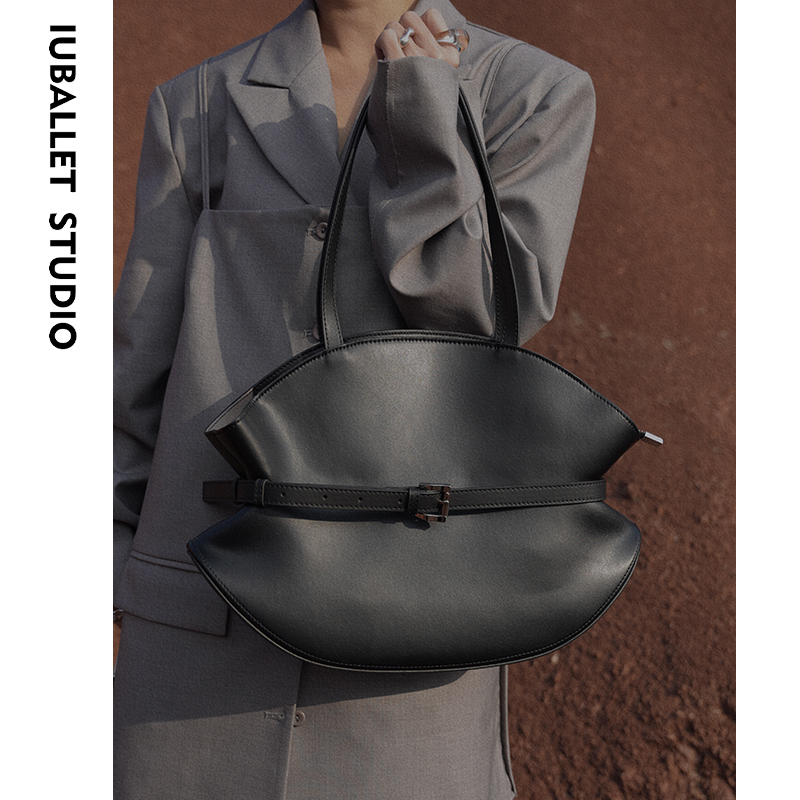 IUBALLET 秀场嘉宾 2025新品小众设计大容量通勤托特包秀场包包