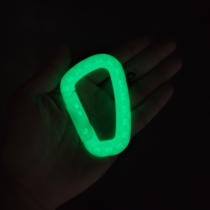 夜光登山扣D形荧光战术钥匙扣轻量户外战术快挂扣背包拉链头挂件