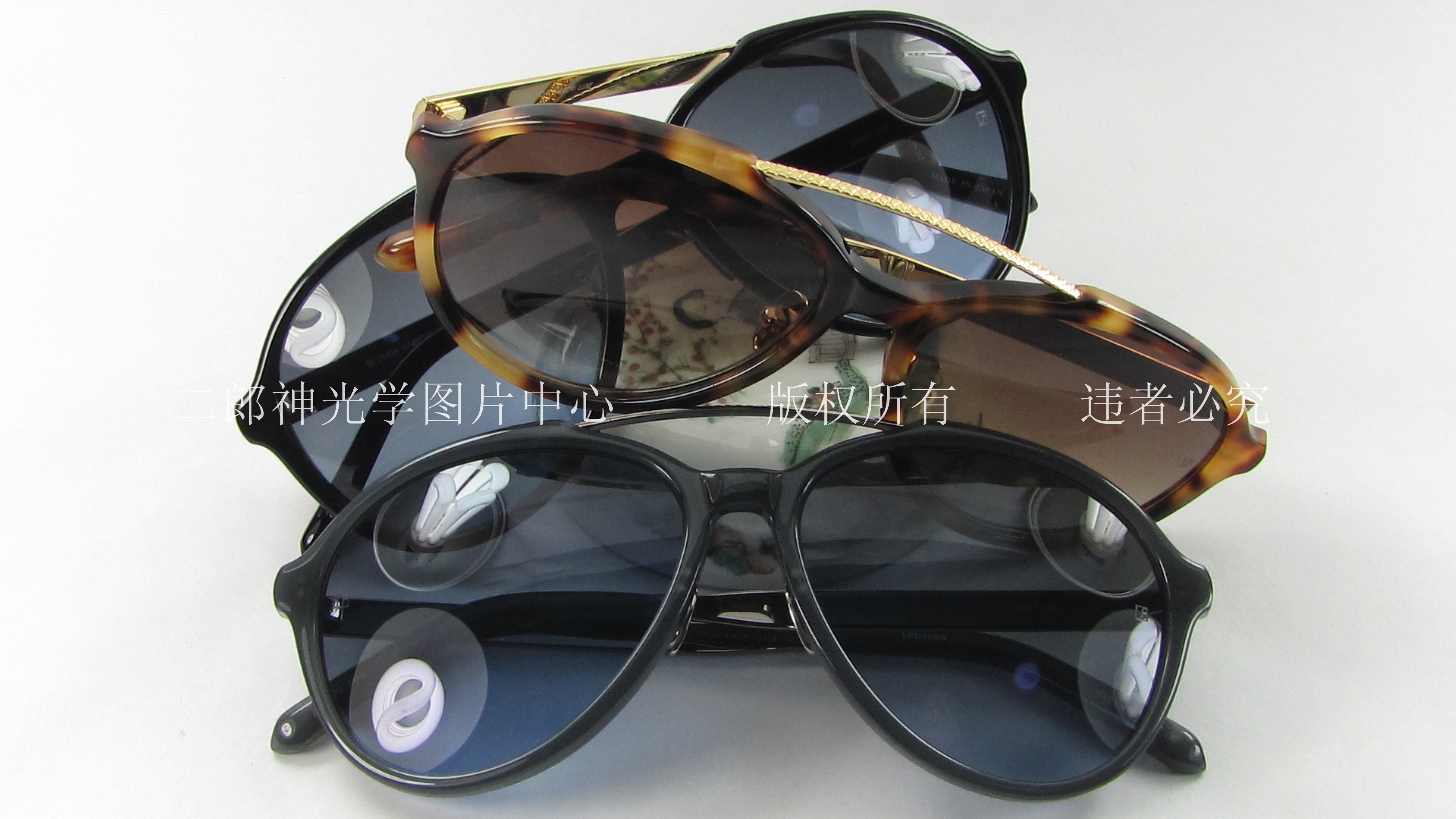 英国复古风双梁板材玳瑁色太阳镜