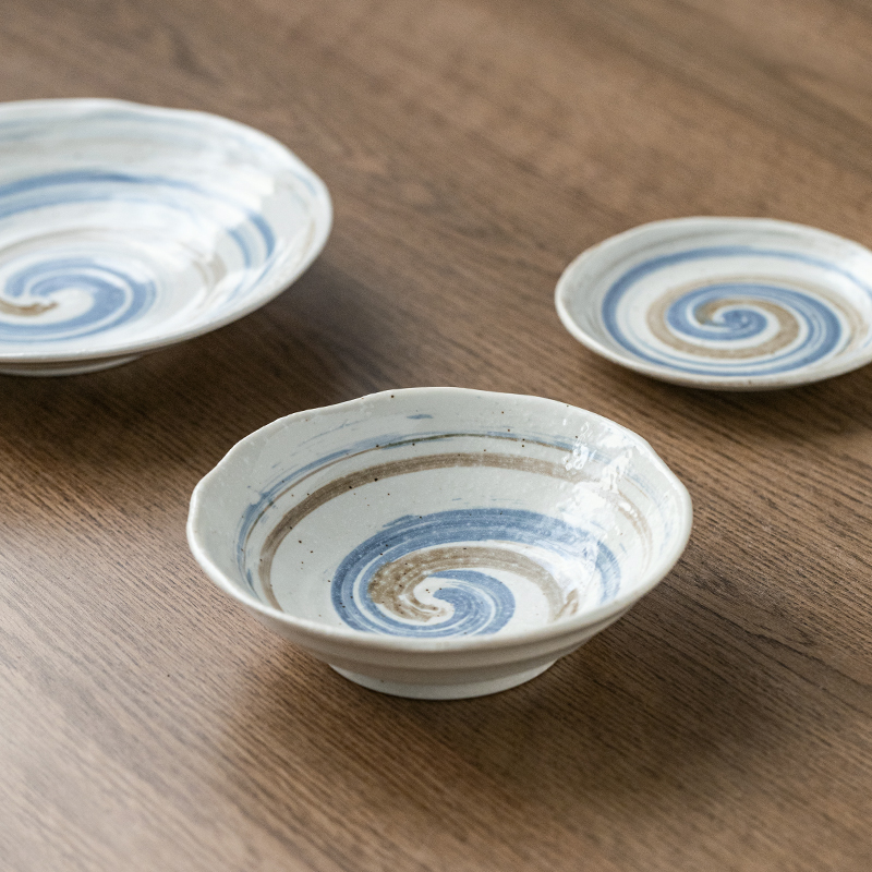 日本进口美浓烧釉下彩刷毛卷大深盘小浅钵日式漩涡纹小平碟浅口碗