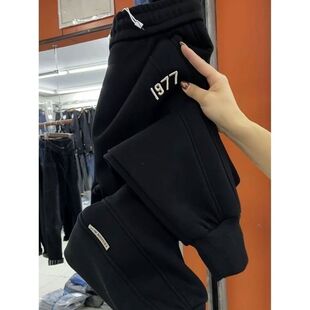 2023年秋冬爆款加绒加厚1977女士裤子卫裤潮流时尚运动哈伦裤束