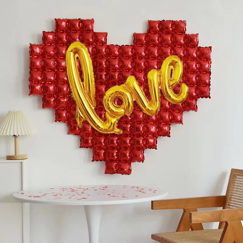 爱心方格背景墙连体LOVE气球