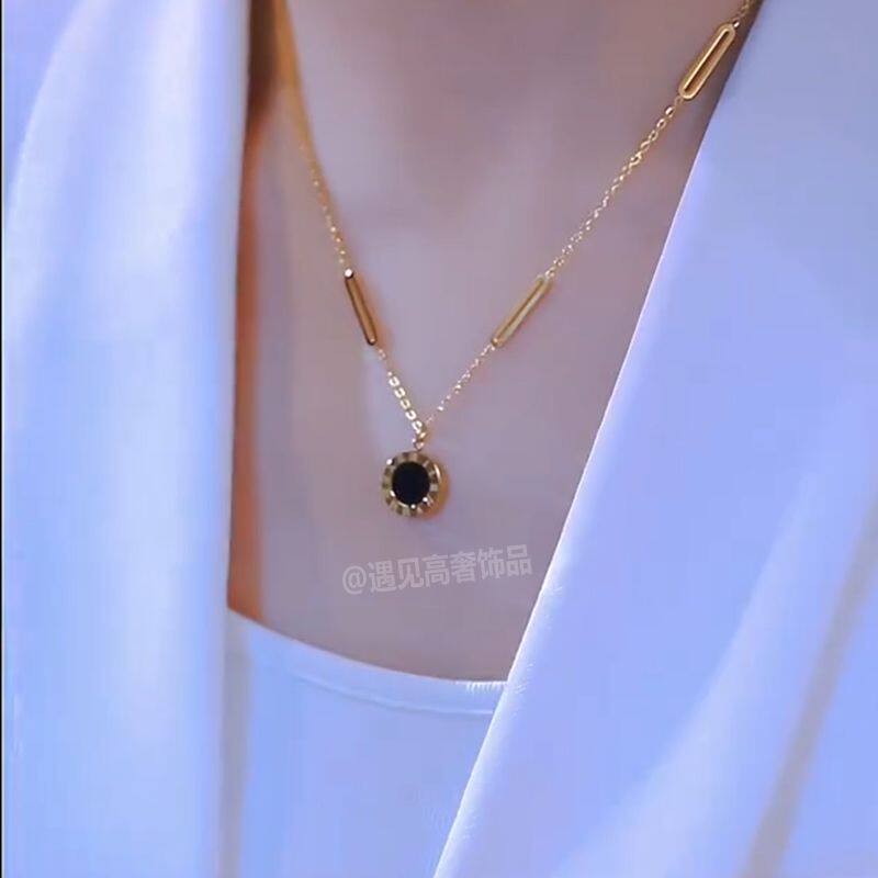 钛钢锁骨链不掉色永久女款2026新款爆款网红高颜值轻奢小众项链女