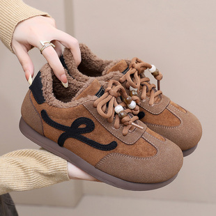 2025冬季新款女士运动鞋加绒加厚雪地靴保暖防滑女士德训鞋休闲鞋