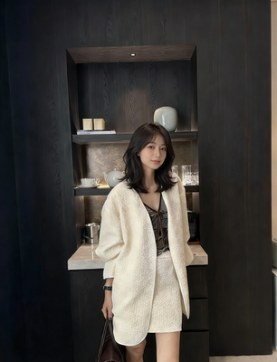 - 韩系小香风开衫套装女2026早春新款温柔风米白外套半身裙两件套