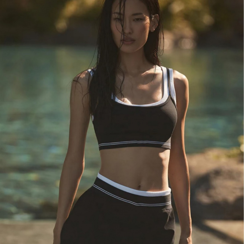 外贸女假两件撞色运动美背聚拢防