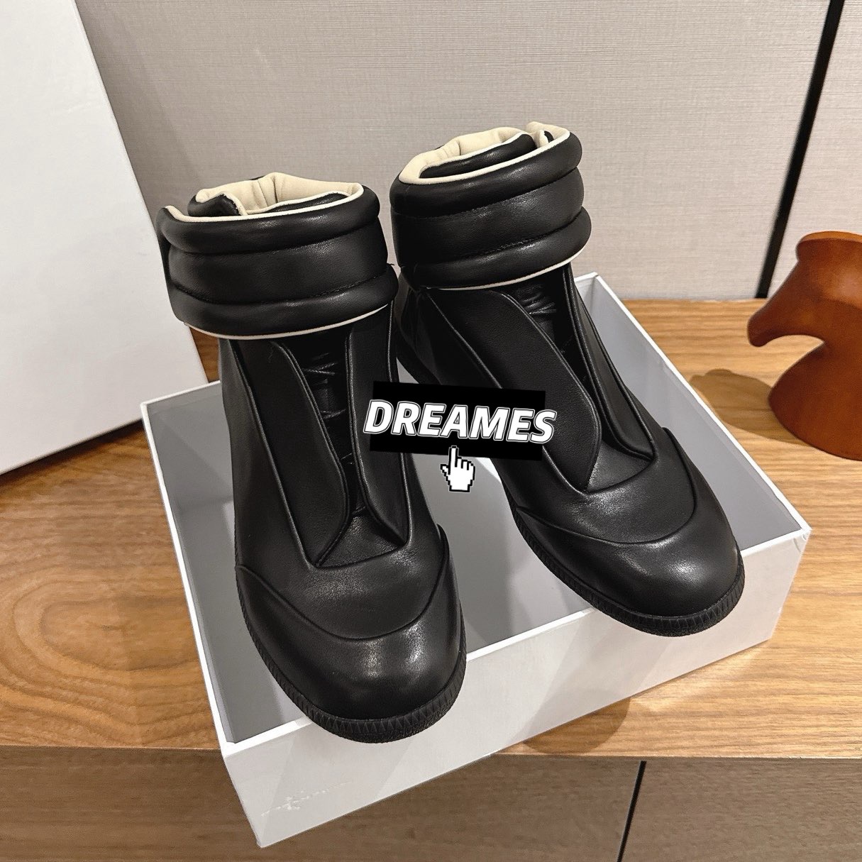 2025新款牛皮圆头平底短靴女靴时装靴走秀款女鞋加厚靴皮带扣包邮