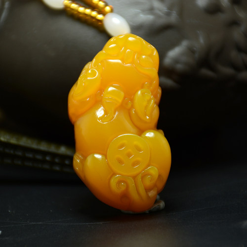 和田玉貔貅吊坠黄龙玉黄玉毛衣链