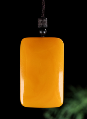 天然黄龙玉平安牌新疆和田玉黄玉平安无事牌吊坠毛衣链挂坠男女款