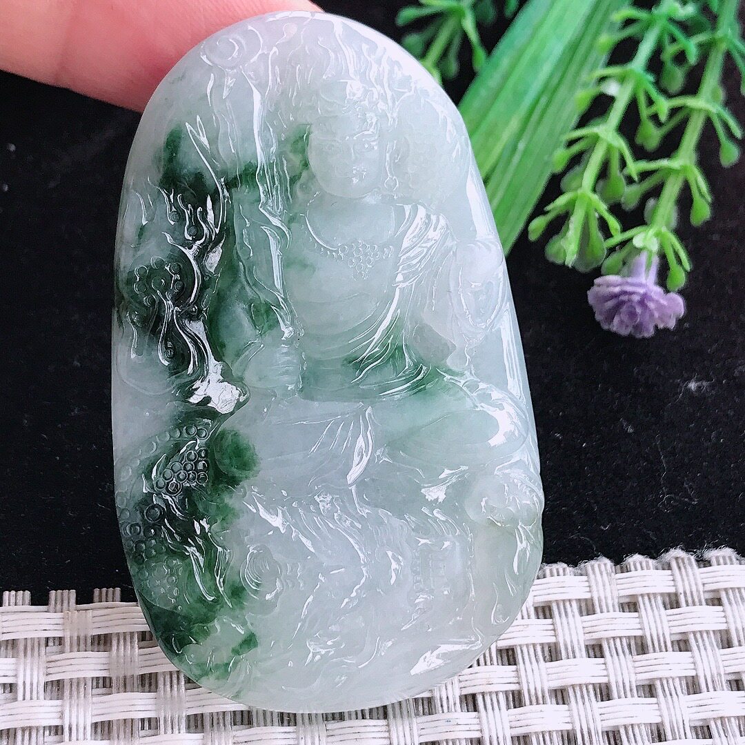 实拍A货翡翠63/38.5/6.3老坑精美冰润飘花不动明王吊坠翡翠玉挂件