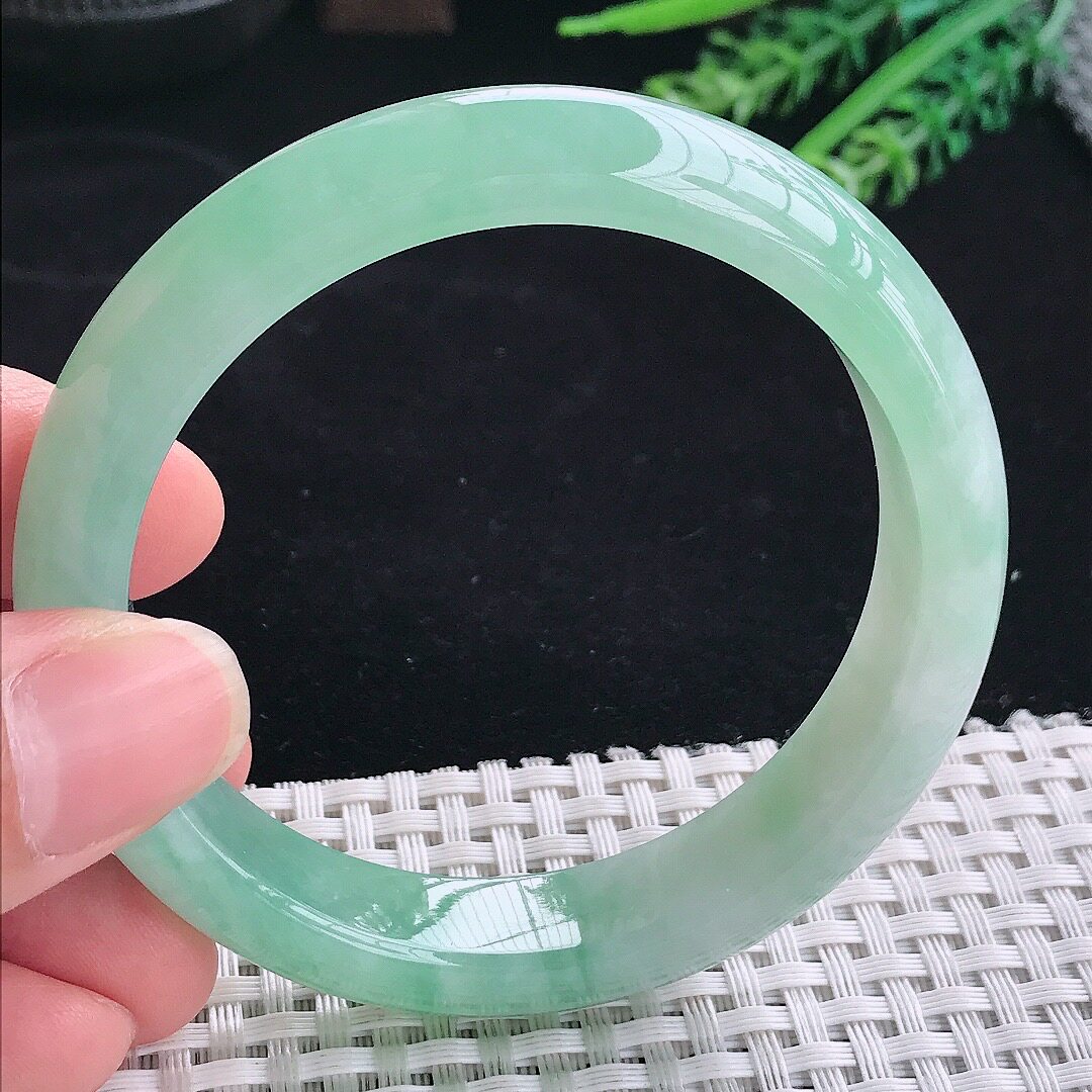 A货翡翠57.5/13/8.1老坑冰胶冰晴绿甜绿手镯翡翠宽边玉镯平安镯