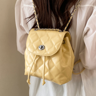 高级感通勤书包大学生外出背包 时尚 菱格链条双肩包女2026新款 春季