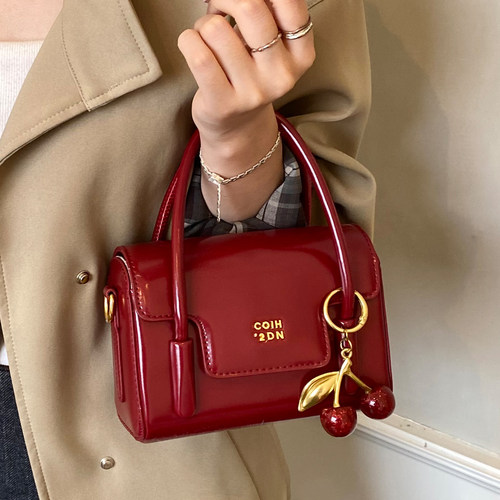 小众设计2025新款小众潮时尚包包