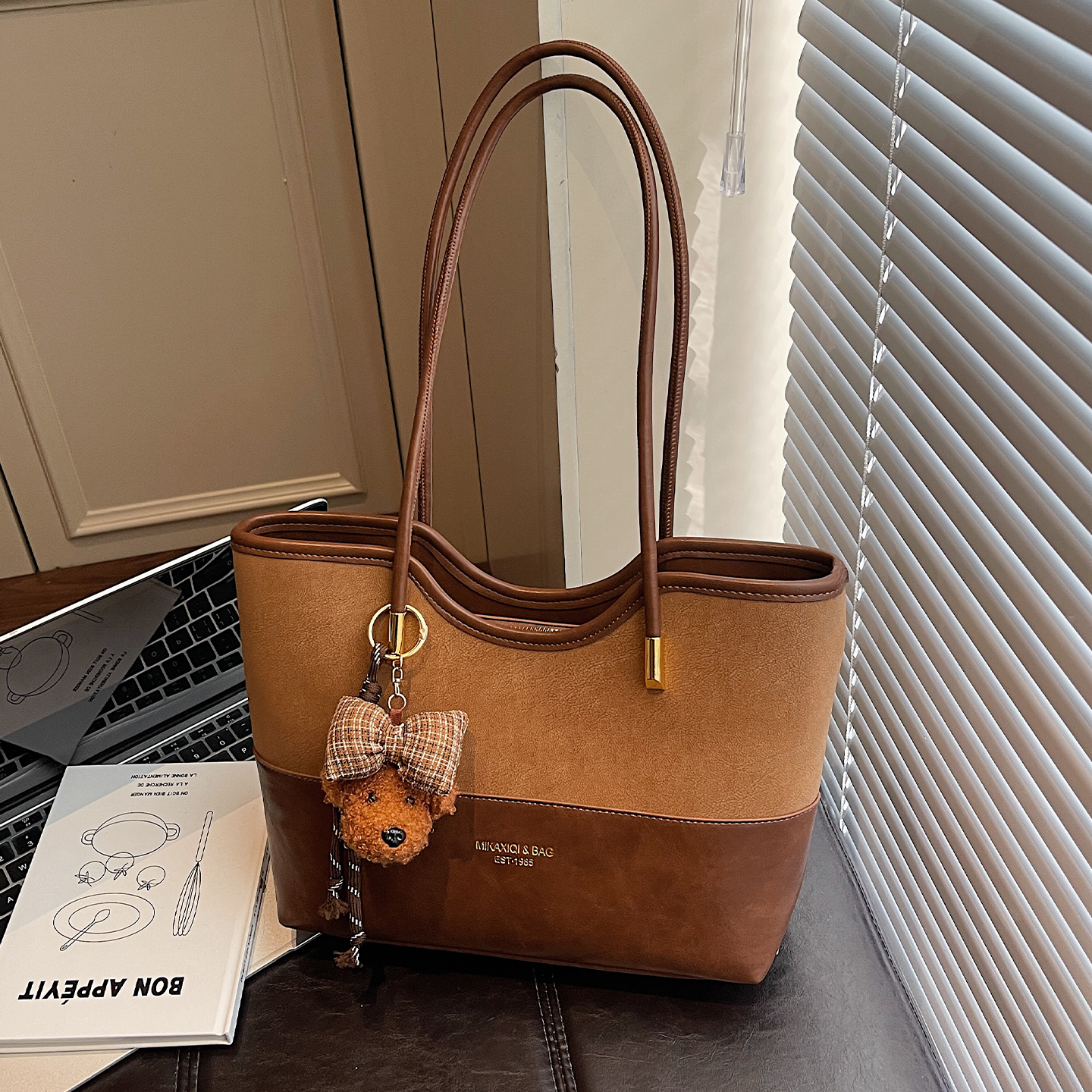 2025新款小众复古拼色大容量包包