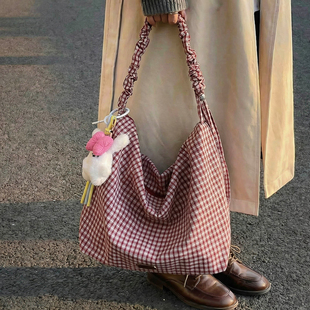 格子包包女款2026新款潮时尚慵懒风单肩包大容量托特包通勤斜挎包