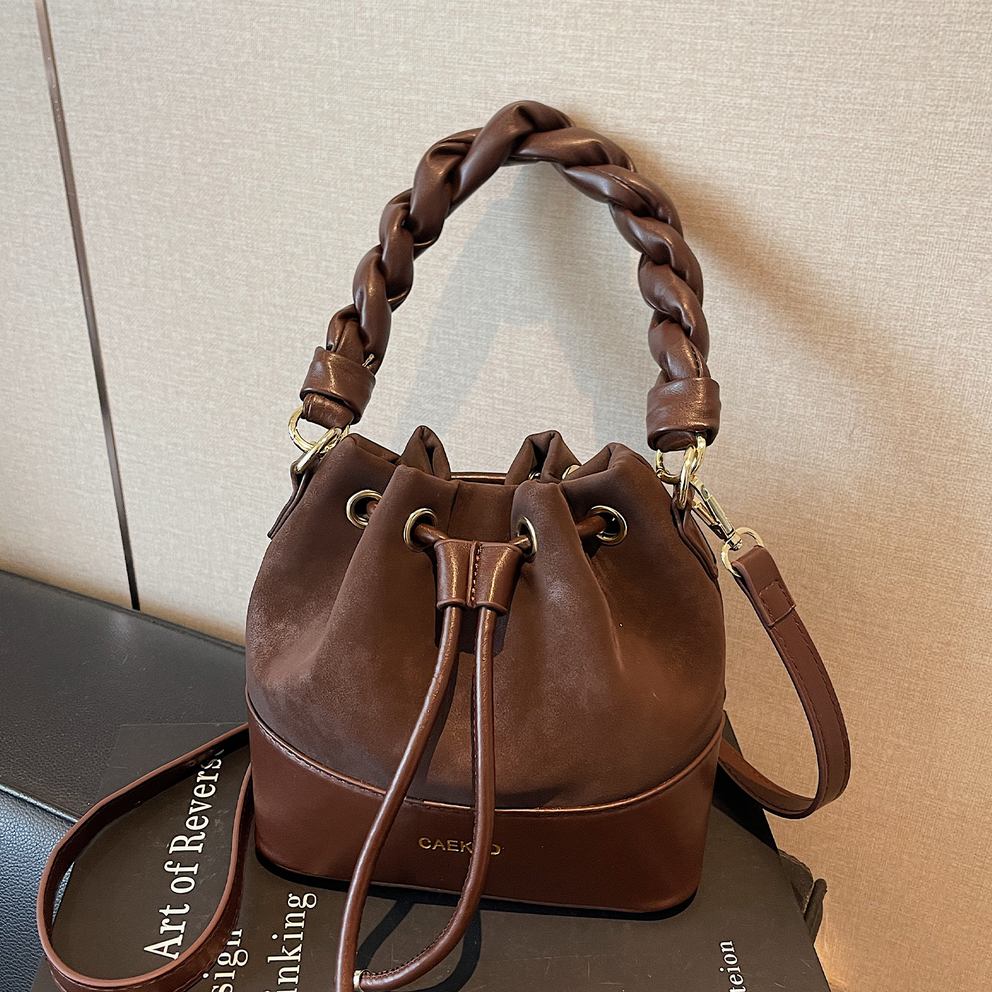 2025新款小众水桶包秋冬新款包包