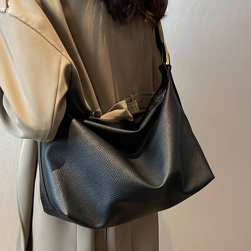 复古单肩包通勤包女大容量斜挎包