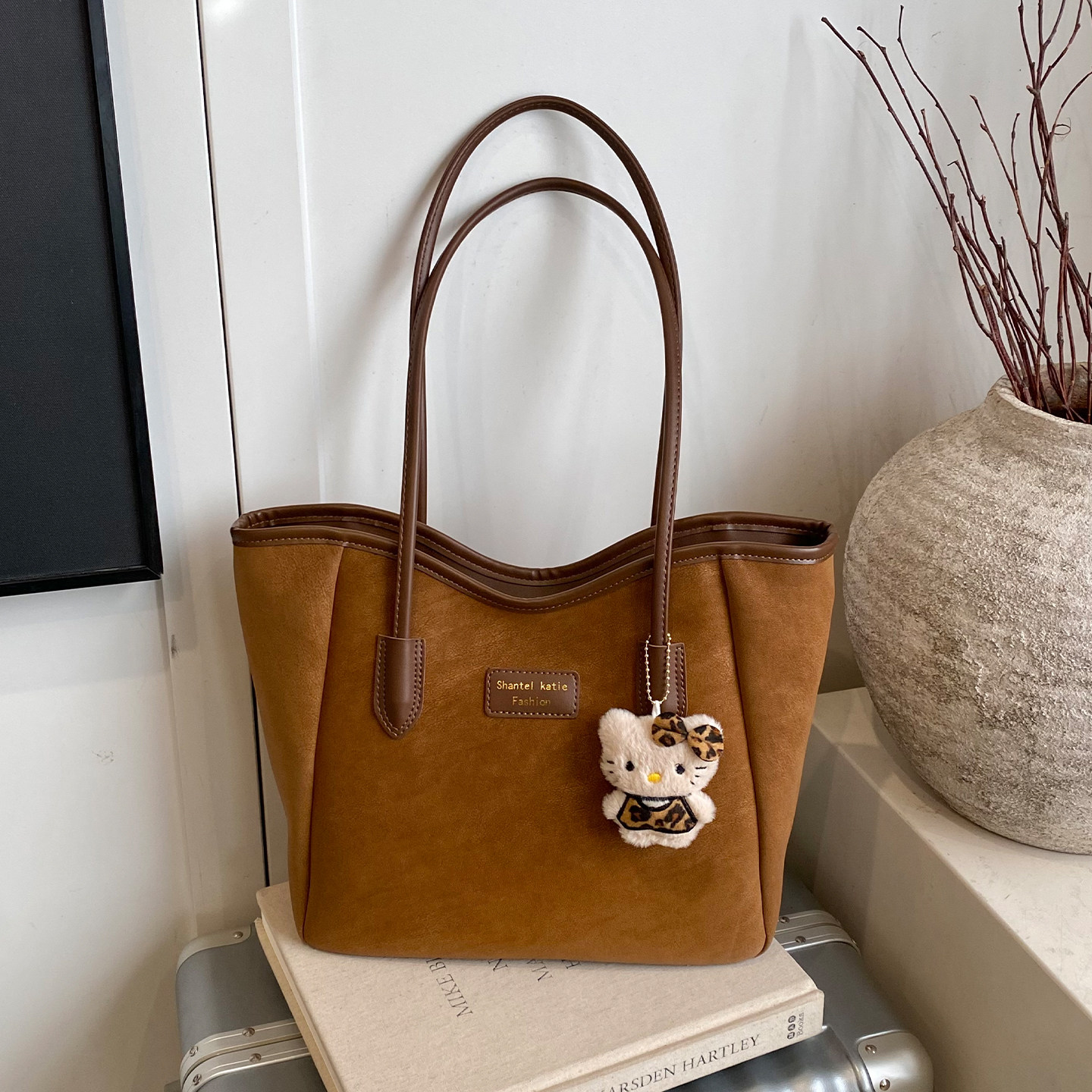 高级感托特包包女式2026新款潮时尚小众复古通勤女包大容量单肩包,箱包皮具/热销女包/男包,通用款女包,淘宝优惠券,粉丝福利购,淘宝优惠卷