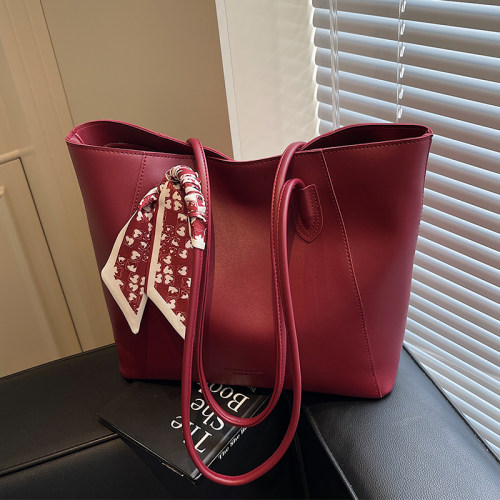 红色包包女式2025新款高级感单肩包大容量通勤包结婚新娘伴娘婚包