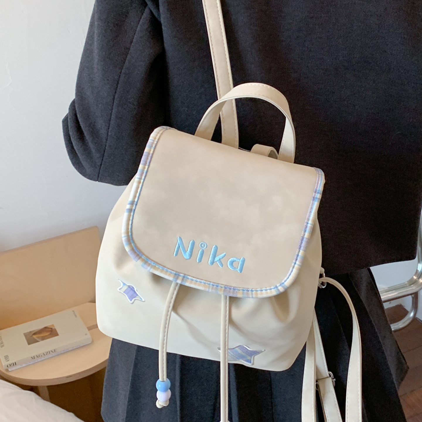 2025新款百搭小众休闲旅行双肩包