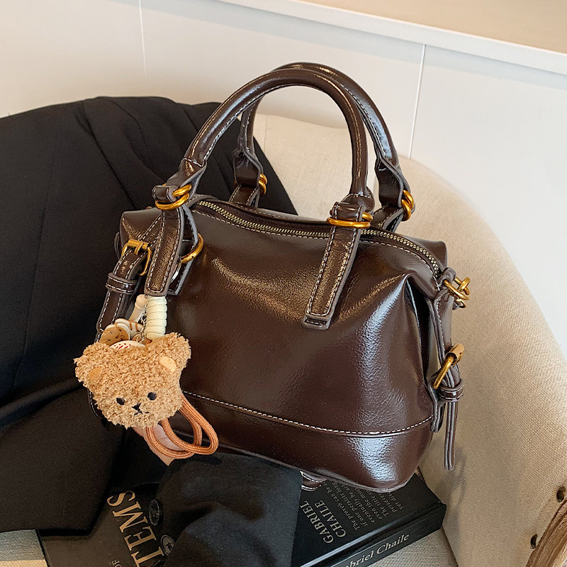 美拉德手拎包包包女式2025年春夏新款流行高级感单肩包通勤斜挎包,箱包皮具/热销女包/男包,通用款女包,淘宝优惠券,粉丝福利购,淘宝优惠卷