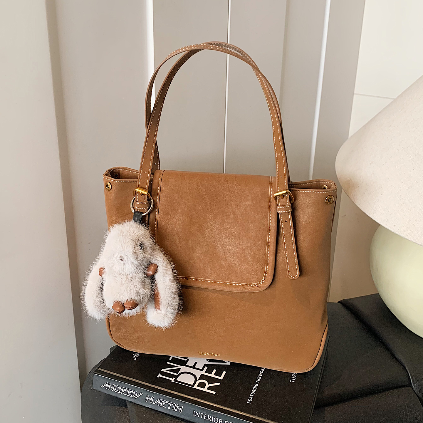 2025新款通勤大容量斜挎女包