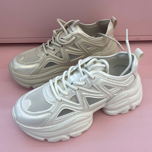 百搭厚底增高中跟(3-5cm)韩版