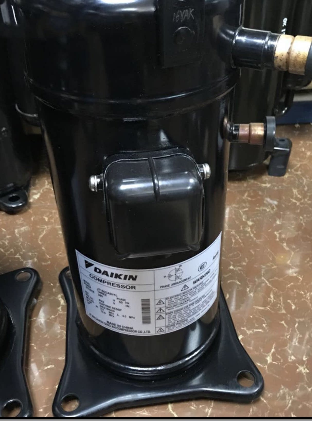 大金空调压缩机 r22 jt335d-y1l 12p 涡旋  原装全新 制冷压缩机