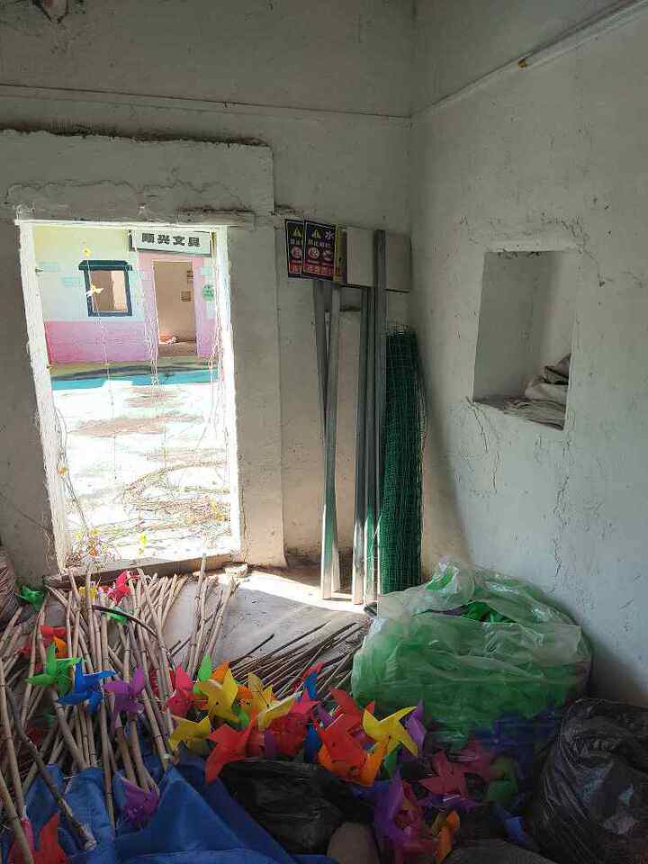 3月18日佛山开发公司动产一批（包括地上种植物、地下隐蔽工程等）网络拍卖公告