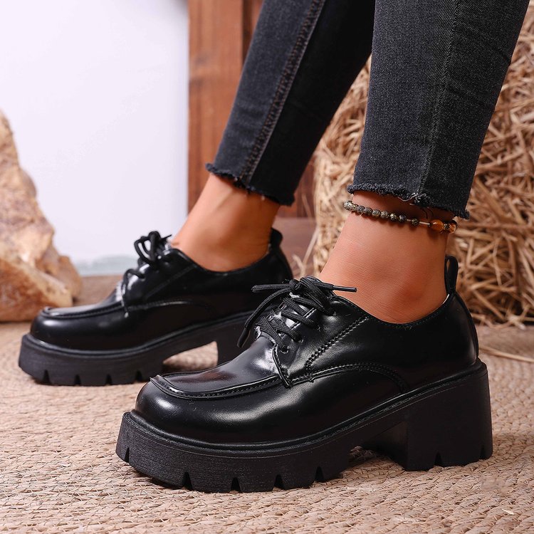 时尚秋冬高跟英伦风加绒小皮鞋