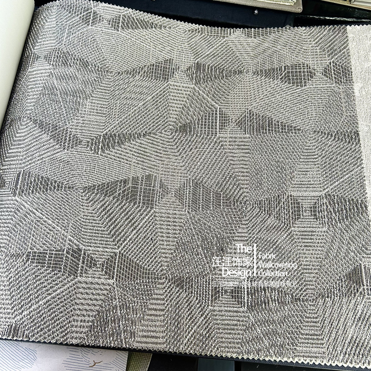 棱镜现代简约轻奢几何不规则灰色墙布棉麻感提花壁布卧室书房背景