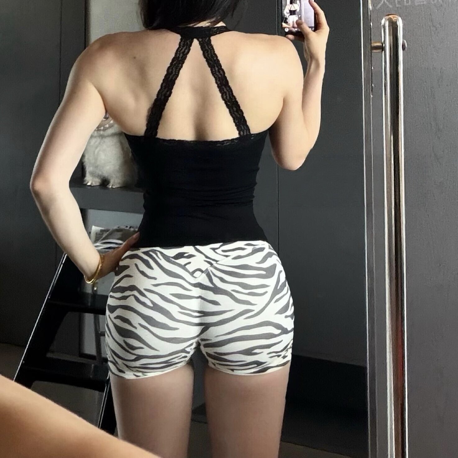 斑马纹高腰提臀瑜伽短裤女三分