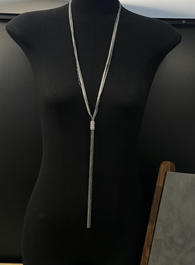 老货WHBM黑灰混色长流苏毛衣链