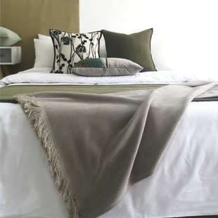 复古橄榄绿床尾毯灰色民宿床尾巾高端酒店床旗雪尼尔沙发毯中古风