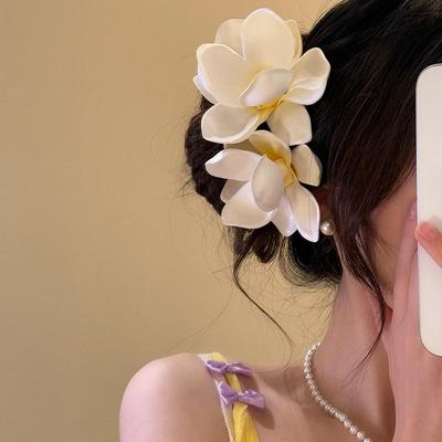 纯白玉兰~超仙氛围感海边拍照鸡蛋花发夹女度假风侧边夹子发饰品