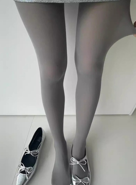 绝‼️ 这美腿袜jujujujuju显瘦‼️ 真的想把它焊在腿上！高级感