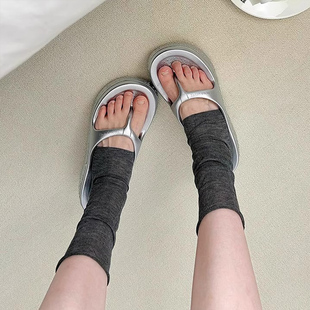 夏日bi入 露丝穿搭 太绝了 get 爱肉丝同款 拖鞋 搭踩脚袜套给跪了