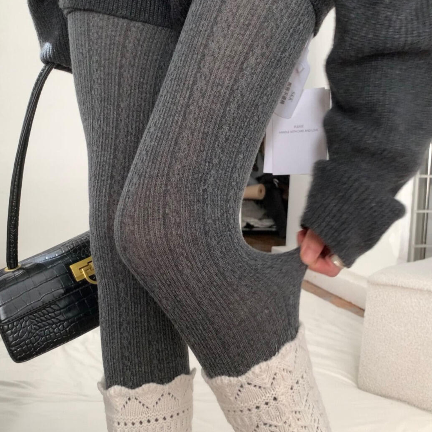 miu系麻花辫叠穿~竖条纹+麻花纹理连裤袜也太高级了~秋冬打底袜！