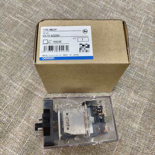 适用继电器，MM2XP，AC220V，两个，仅装过一次机，议价