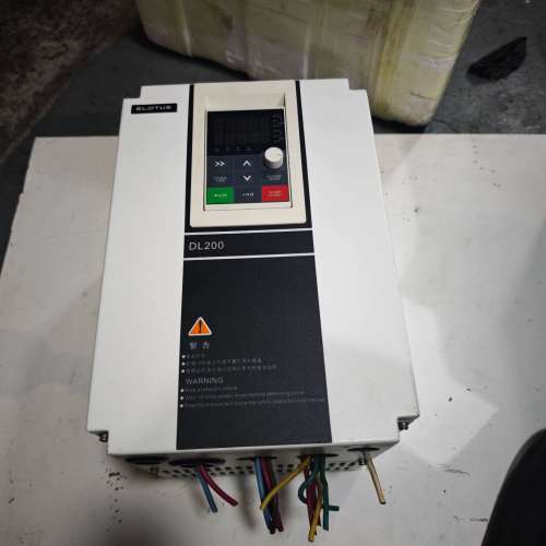适用东莲DL200-4T-015G/018P变频器，380V三相议价