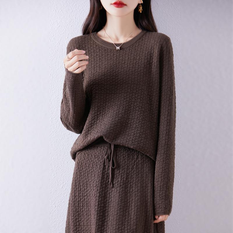 春款精纺羊毛宽松圆领长袖两件套