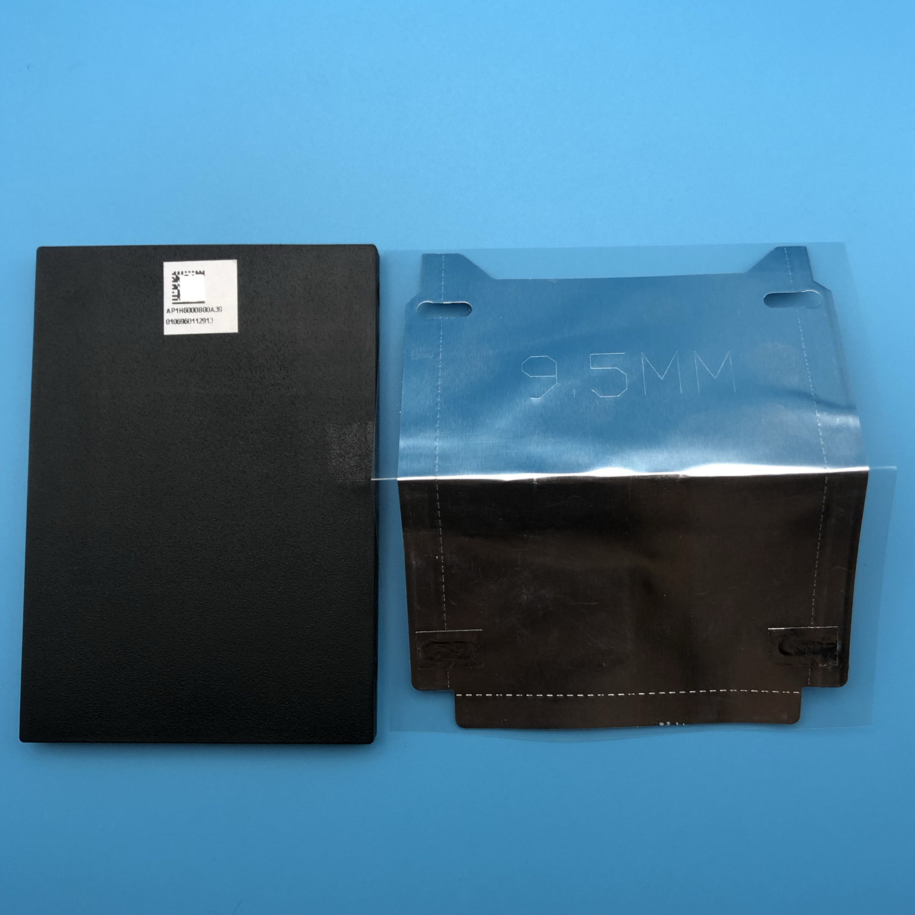 ThinkPad T460p/E560p/E570/T470p/S5 2nd Gen硬盘替代盒01AV674